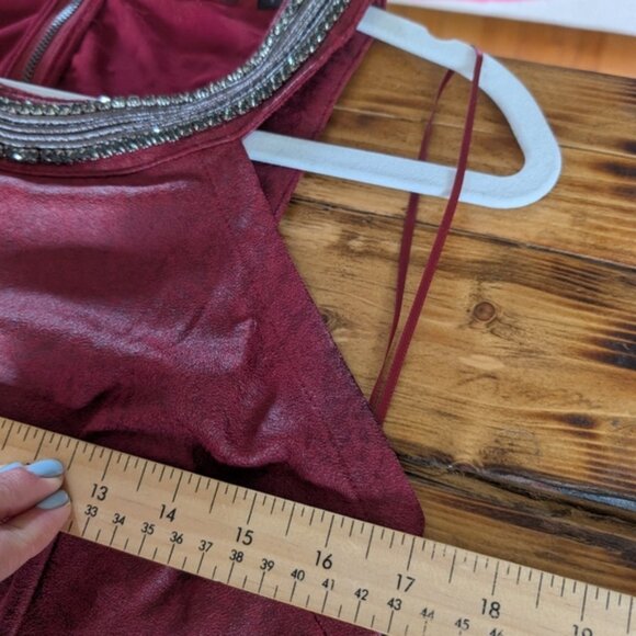 Guess Elegant Red Sleeveless Dress - Picture 4 of 4